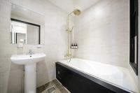Brown Dot Hotel Angangにあるバスルーム