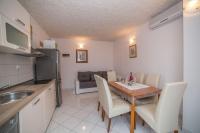Kuchyňa alebo kuchynka v ubytovaní Apartments Miroslava