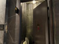 Koupelna v ubytování Zenith Tourist Hotel