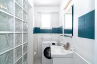 Kúpeľňa v ubytovaní Bahia 49 Apartments Casasol