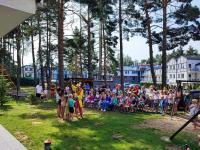 Hostia v ubytovaní Apartament 1B Niebieskie Apartamenty Poddąbie dawniej Blue Marine z basenem krytym, odkrytym, salą zabaw, animacjami