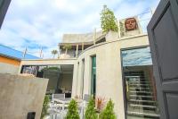 Balkón nebo terasa v ubytování PATTAYA POOL VILLA 15 nearby WALKING STREET
