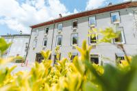 Budynek, w którym mieści się hostel