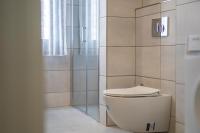 A bathroom at Kuledibi Suites, Historical 1-bedroom apartment No-2