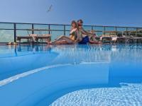 The swimming pool at or close to Hotel Universal