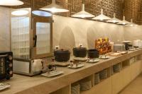 Kuchyň nebo kuchyňský kout v ubytování Lalynn Resort & Villas, Phuket