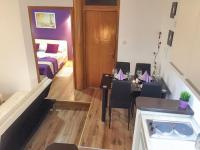 Posteľ alebo postele v izbe v ubytovaní Charming apartment in Rakovica with shared pool - 35 sqm