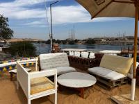 Phong cảnh thiên nhiên gần nhà khách