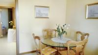 Posedenie v ubytovaní Spacious apartment in Calpe of 100 m² with shared pool!