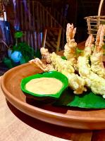 Jídlo v hotelu nebo okolí