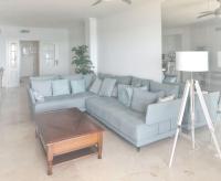 A seating area at Spacious Apartment with Sea View in Estepona - 140 m²