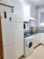 A kitchen or kitchenette at Spacious apartment with mountain view in Tabernas, 99 sqm