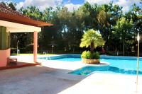 Bazén v ubytování Welcoming House in Islantilla, Pool and Garden View. nebo v jeho okolí
