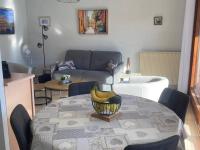 Posedenie v ubytovaní F2 avec parking, terrasse & wifi à Amélie-les-Bains, animaux acceptés - FR-1-703-53