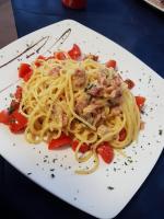 Jídlo v kempu nebo okolí