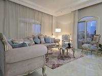 Posezení v ubytování Garden View Royal Villa 284 - 210 meters space,17 min to Airport 1 min to Water Way, New Cairo - El Banafseg