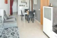 Kuchyňa alebo kuchynka v ubytovaní Modern apartment in Vinaròs with sea view and shared pool
