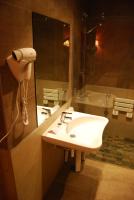 A bathroom at Hotel Santa Faz