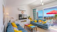 Posezení v ubytování Kalkan 3 Bedroom Apartment - 7760