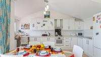 Kuchyň nebo kuchyňský kout v ubytování Kalkan 3 Bedroom Apartment - 7760