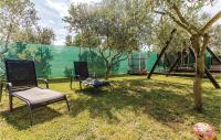 Vonkajšia záhrada v ubytovaní Holiday Home Peroj I