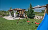Herní místnost nebo prostor pro děti v ubytování Gorgeous Home In Bokordici With Wifi