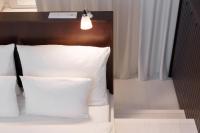 Ruby Louise Hotel Frankfurtにあるベッド