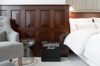 Ruby Louise Hotel Frankfurtにあるベッド
