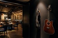 Ruby Louise Hotel Frankfurtにあるレストランまたは飲食店