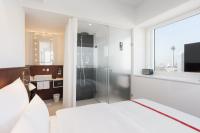 Ruby Luna Hotel Dusseldorfにあるバスルーム