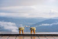 ホテルから撮影された、または一般的な山の景色