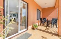 Balkón alebo terasa v ubytovaní 4 Bedroom Cozy Home In Fazana