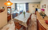 Posedenie v ubytovaní Pet Friendly Apartment