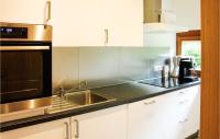 A kitchen or kitchenette at Ferienwohnung Auf 2 Etagen
