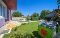 Bazén v ubytovaní Holiday Home Perci 13 alebo v jeho blízkosti