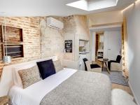 Postel nebo postele na pokoji v ubytování Sonel Investe Madalena 287 Boutique Apartments by Get Your Stay