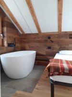 A bed or beds in a room at Apartment Valdisole