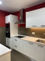 Kuchyňa alebo kuchynka v ubytovaní 555 Apartments BCN