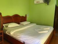 Letana Guesthouseにあるベッド