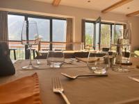 Restauracja lub miejsce do jedzenia w obiekcie La Grange des Eulets