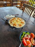 Jídlo v hotelu nebo okolí