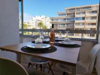 Napoje w obiekcie Les Palmiers Appartement 4 personnes 50m De La Plage Parking