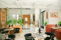 O zonă de relaxare la Grand Shalimar Hotel