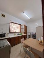 Kuchyň nebo kuchyňský kout v ubytování Apartment in Monastir