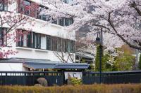 寛ぎの諏訪の湯宿　萃sui‐諏訪湖にある庭
