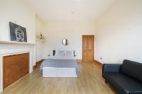 Posezení v ubytování Elgin Avenue Hububb Stay