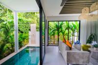 Greenforest Anahata Villa Resortの敷地内または近くにあるプール