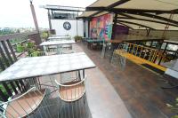 Balkón nebo terasa v ubytování Vaishnavi Residency