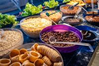 Jídlo v hotelu nebo okolí