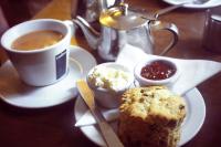 Φαγητό σε αυτό το διαμέρισμα ή κάπου εκεί κοντά